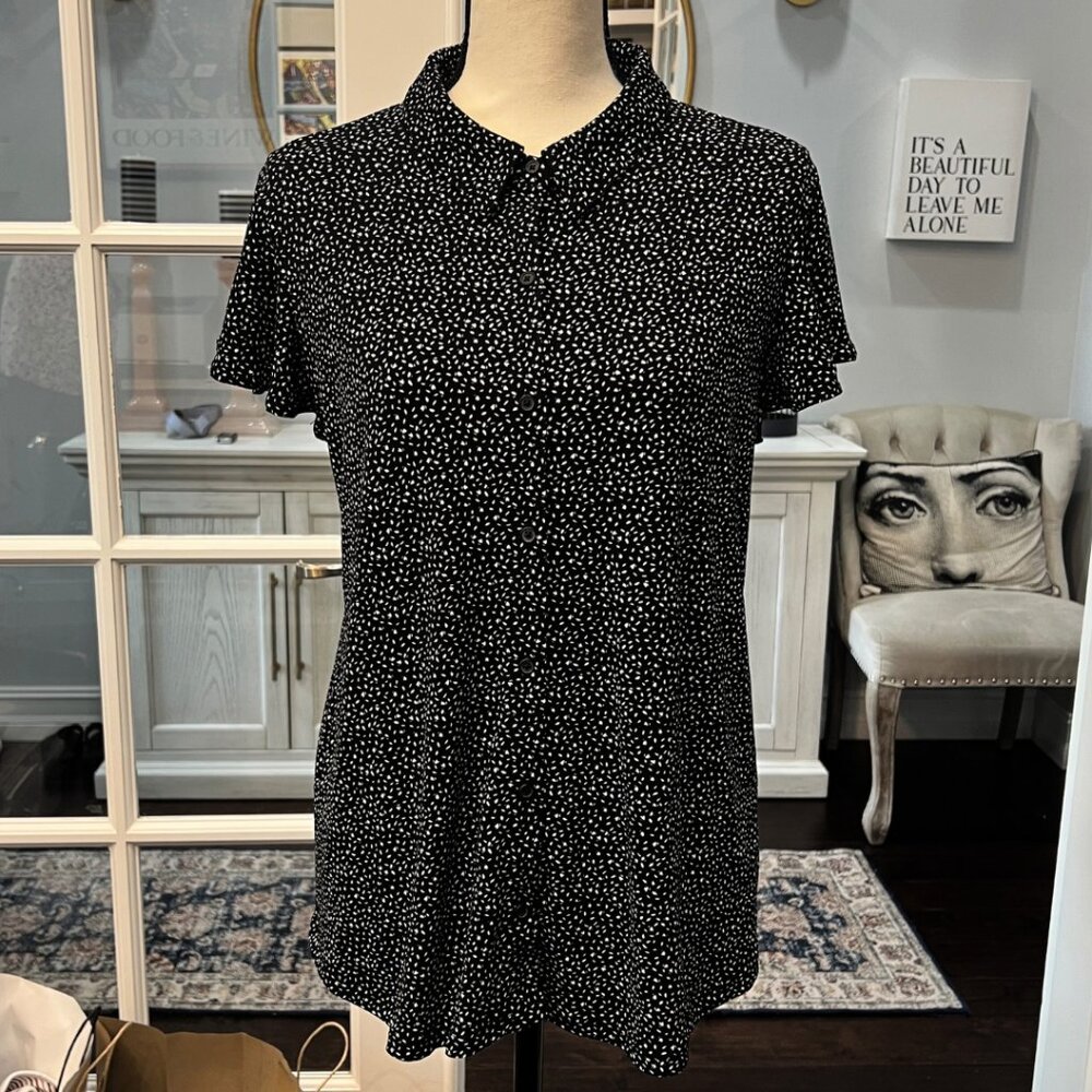 Adrianna Papell Black & White Button Down Flutter Sleeve Blouse Shirt M